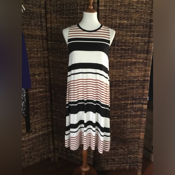 LOFT - Picture 3 of 15